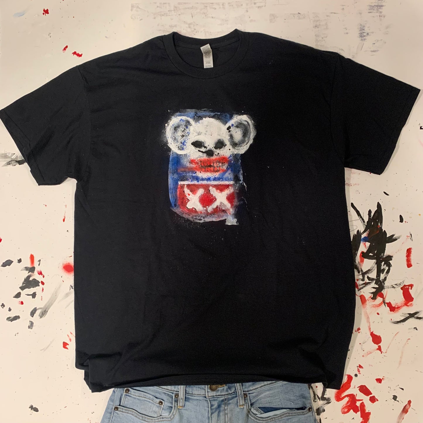 ABSTRACT.MOUSE 1/1 XL