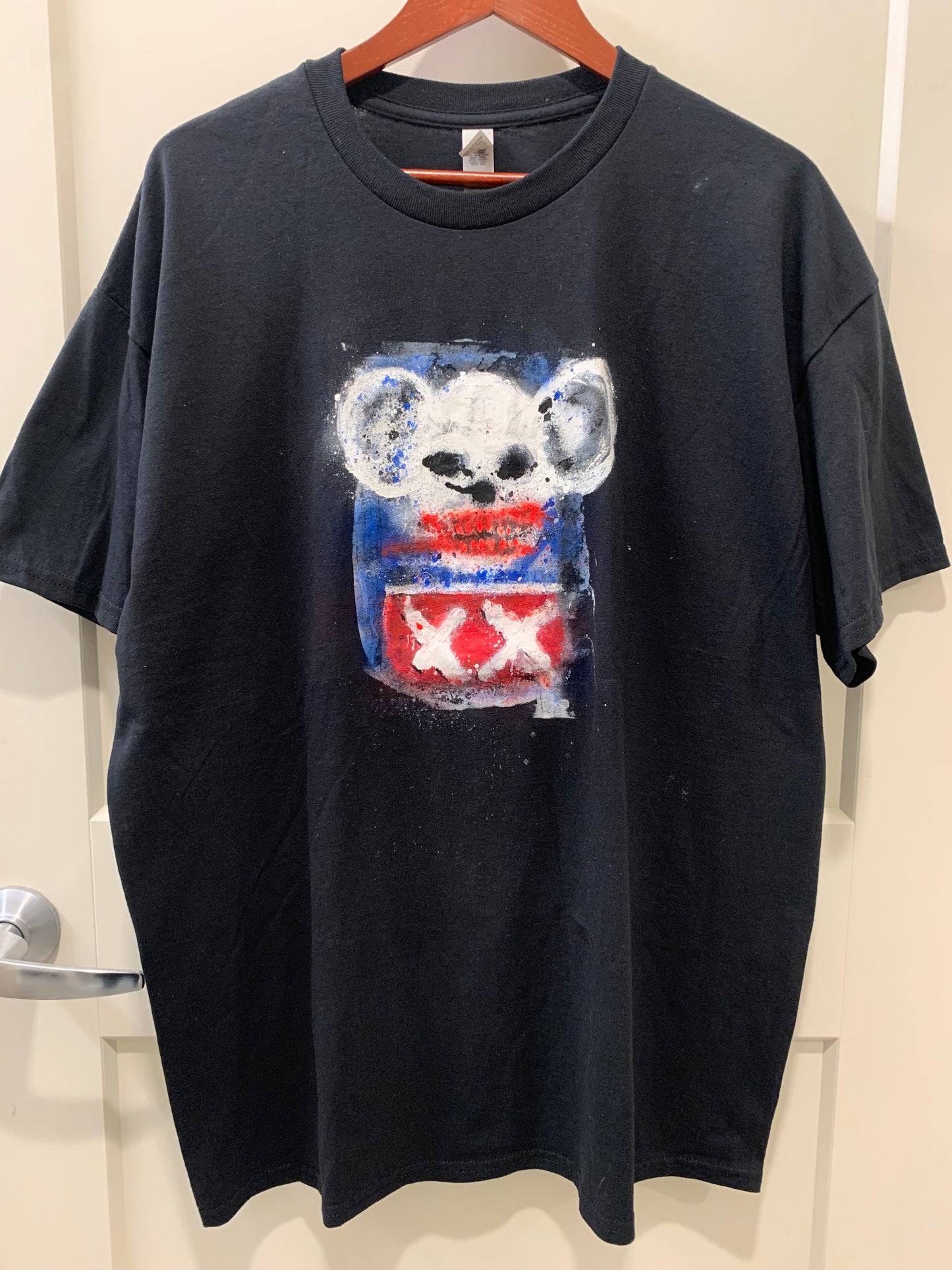 ABSTRACT.MOUSE 1/1 XL