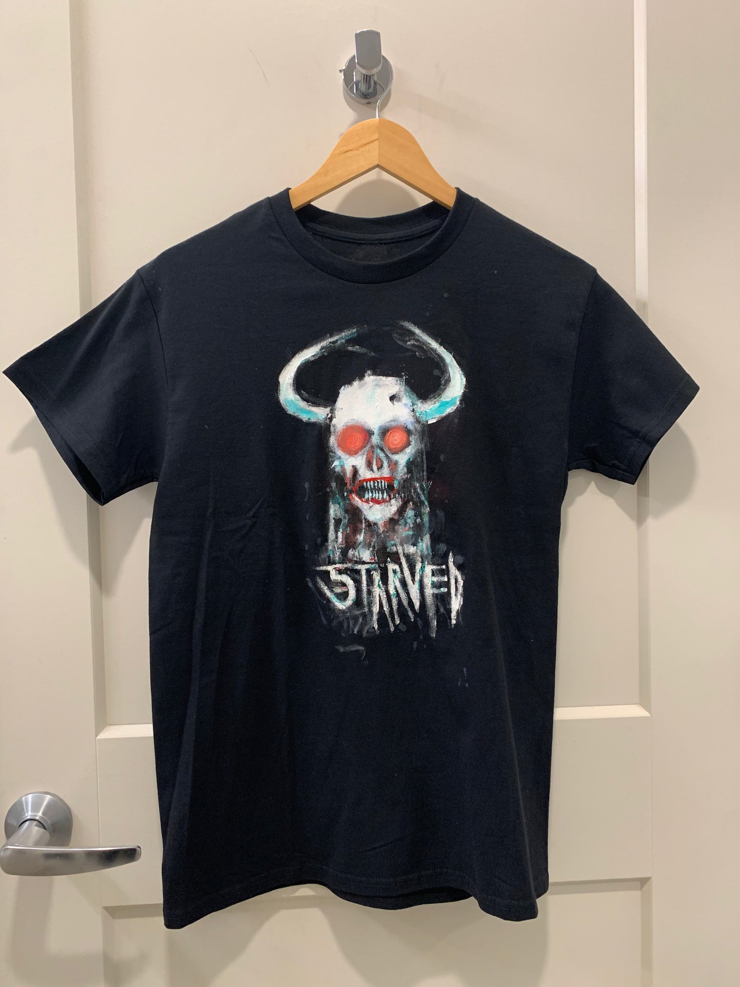 HORNS. 1/1 S