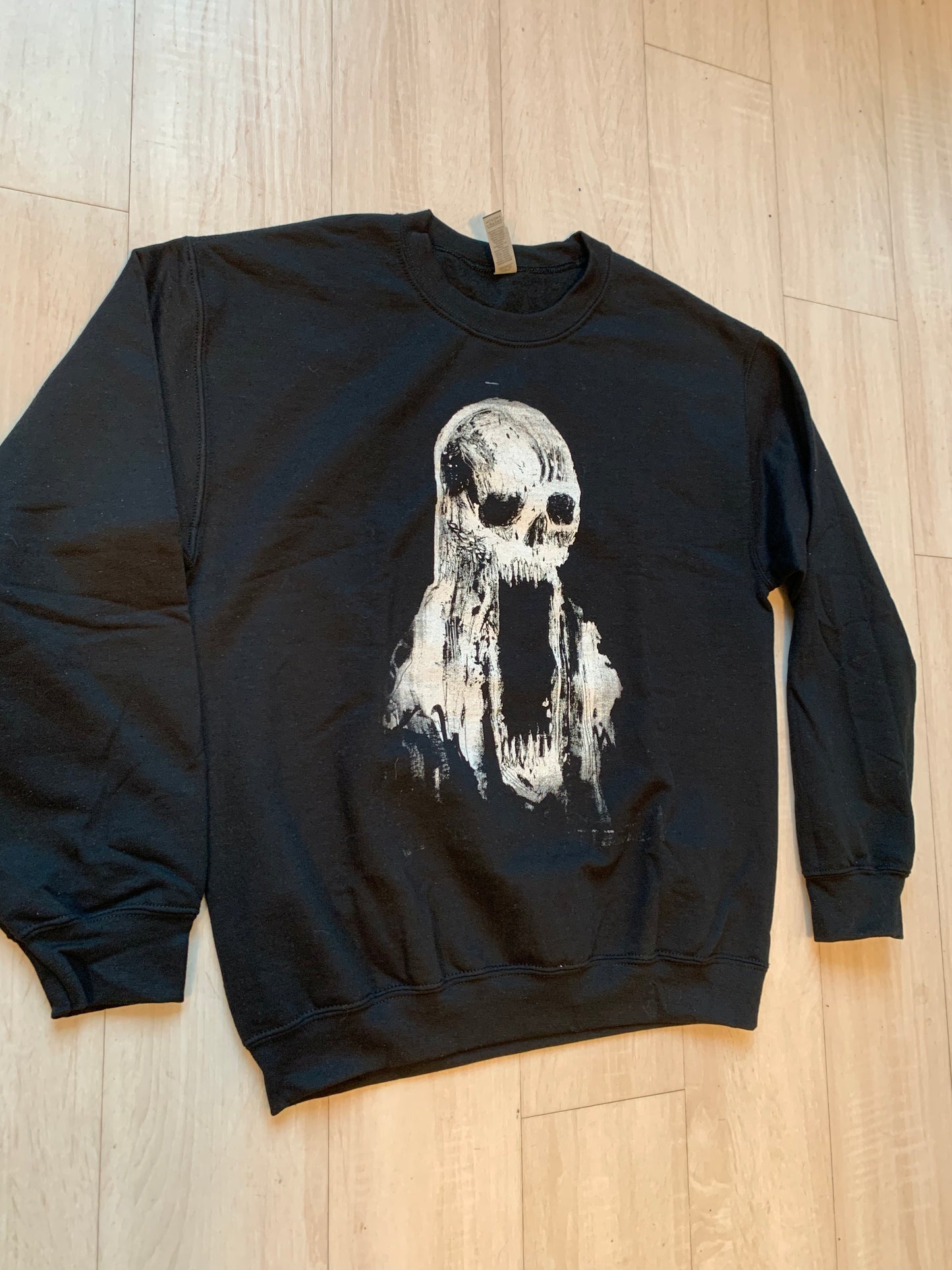 Skull Sweater Medium