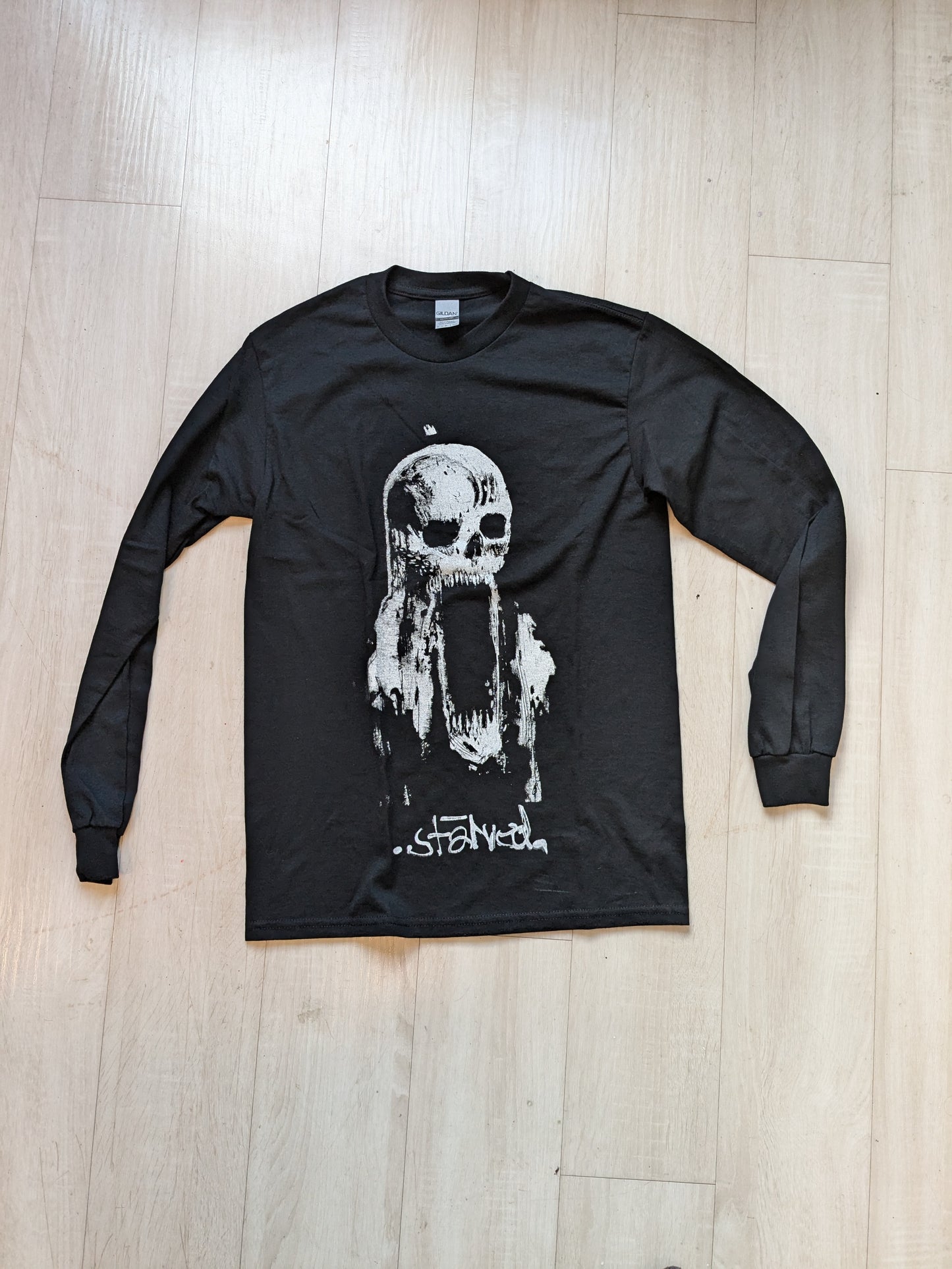 Starved Skull long sleeve Small
