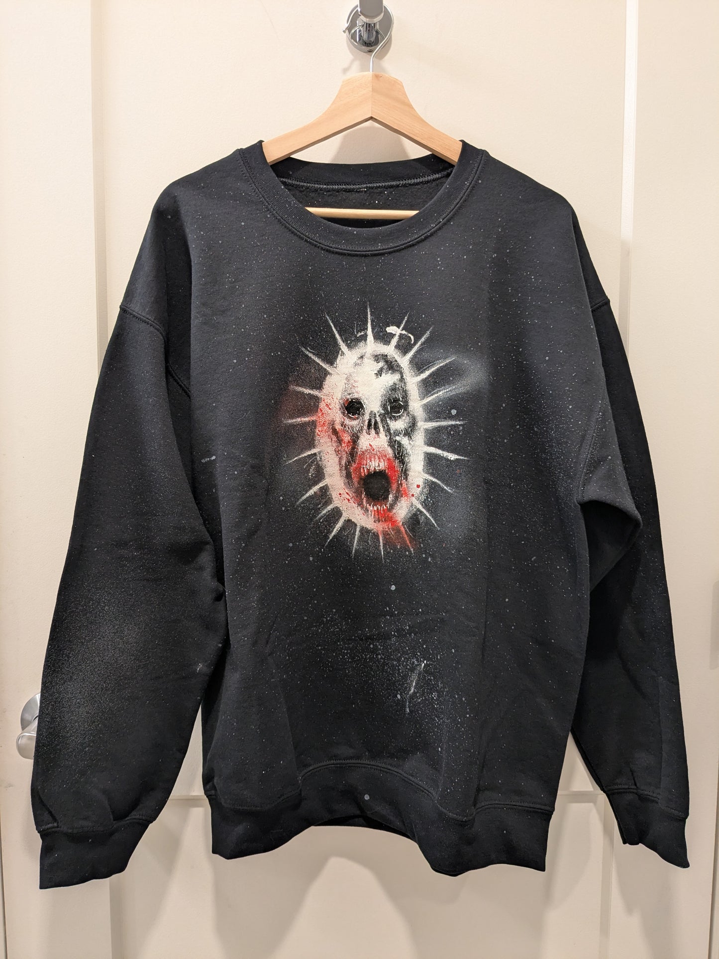 MASK. 1/1 L SWEATER