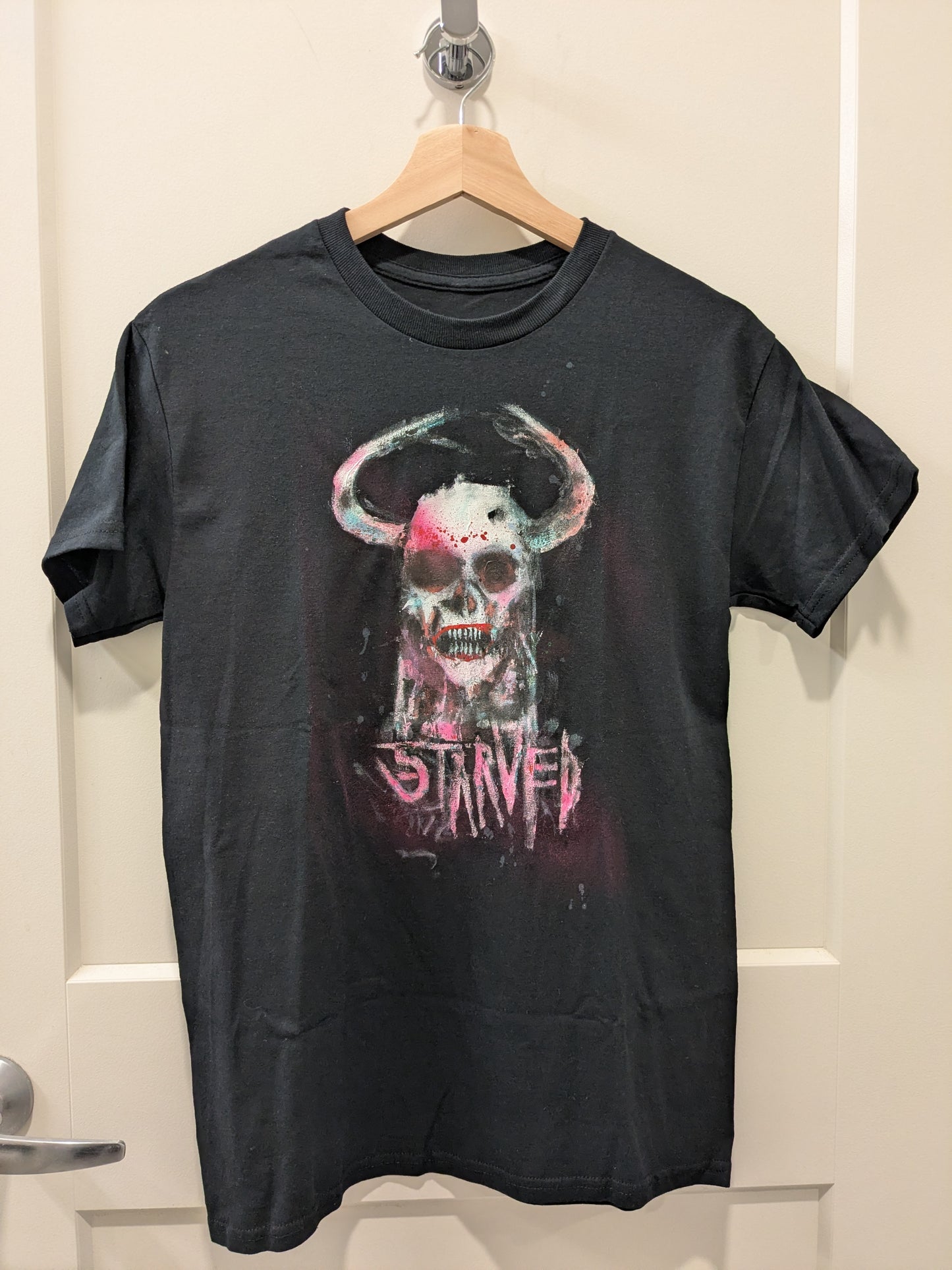 HORNS. 1/1 S